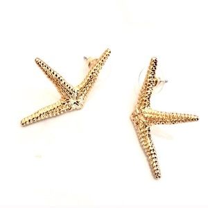 NWT Modern Half Starfish Gold Earrings